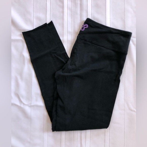 TNA Crop Leggings - Picture 1 of 15